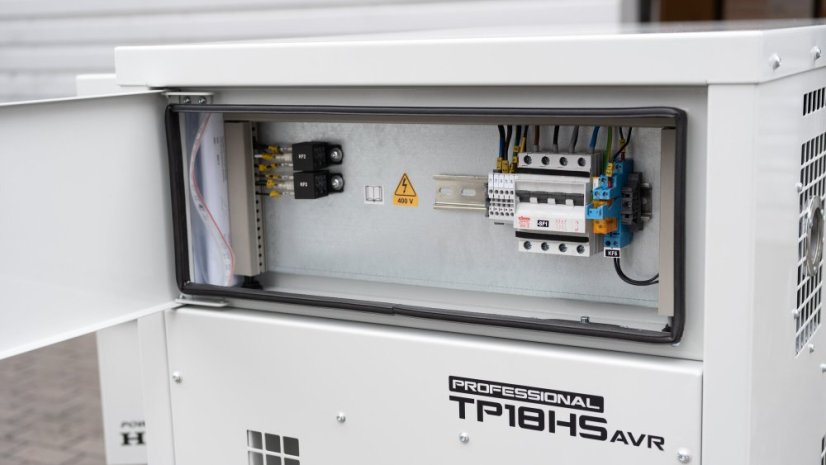 Odhlučněná kontejnerová elektrocentrála TP18 HS AVR AMF (s automatikou startu)